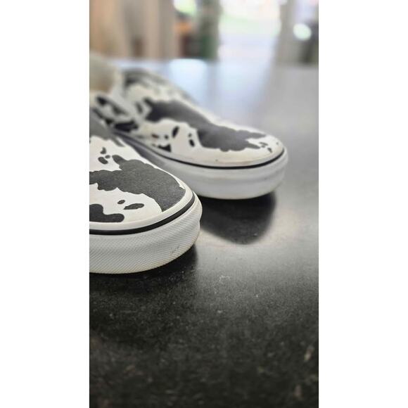 Vans Classic Slip-On Black White Cow Print Sneakers Shoes women's 5 - Picture 4 of 6